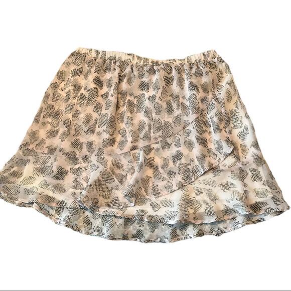 Le Lis Ruffle Floral Pull On Skirt Size Small - Picture 1 of 4